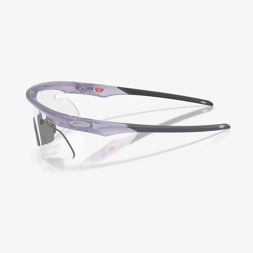 Oakley RSLV Lite / Matte Transparent Lilac Clear to Black Iridium Photochromic side