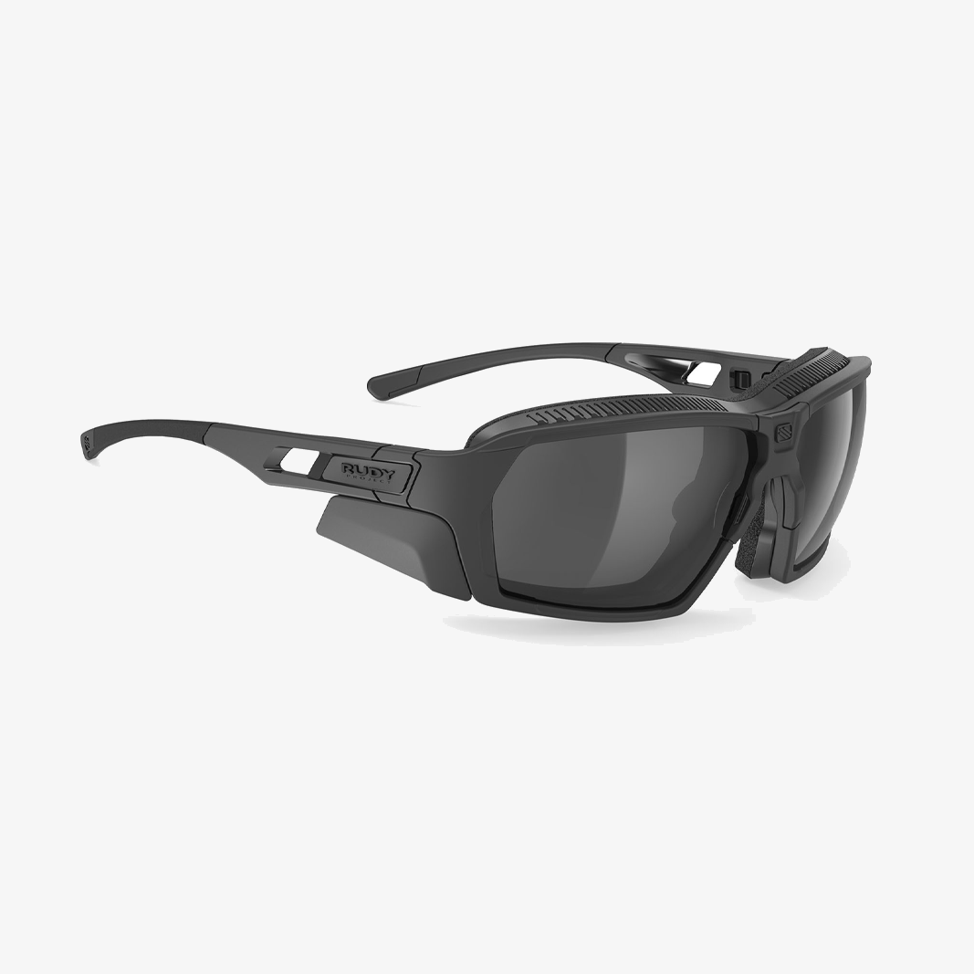 Rudy Project Agent Q Black Matte Stealth - Smoke Black 45 grad Ansicht