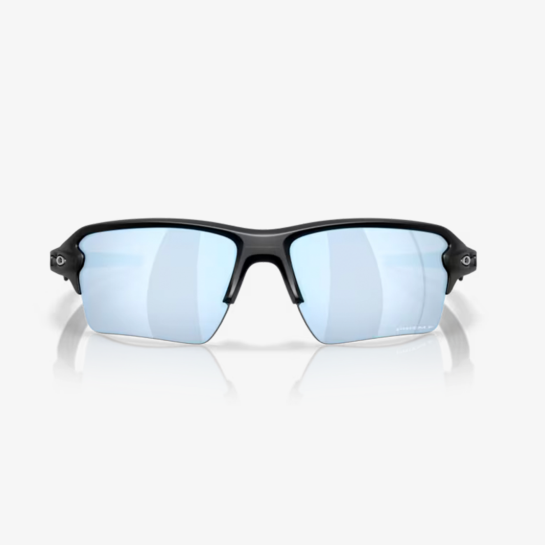 Oakley FLAK 2.0 XXL / Matte Black Prizm Deep Water Polarized face