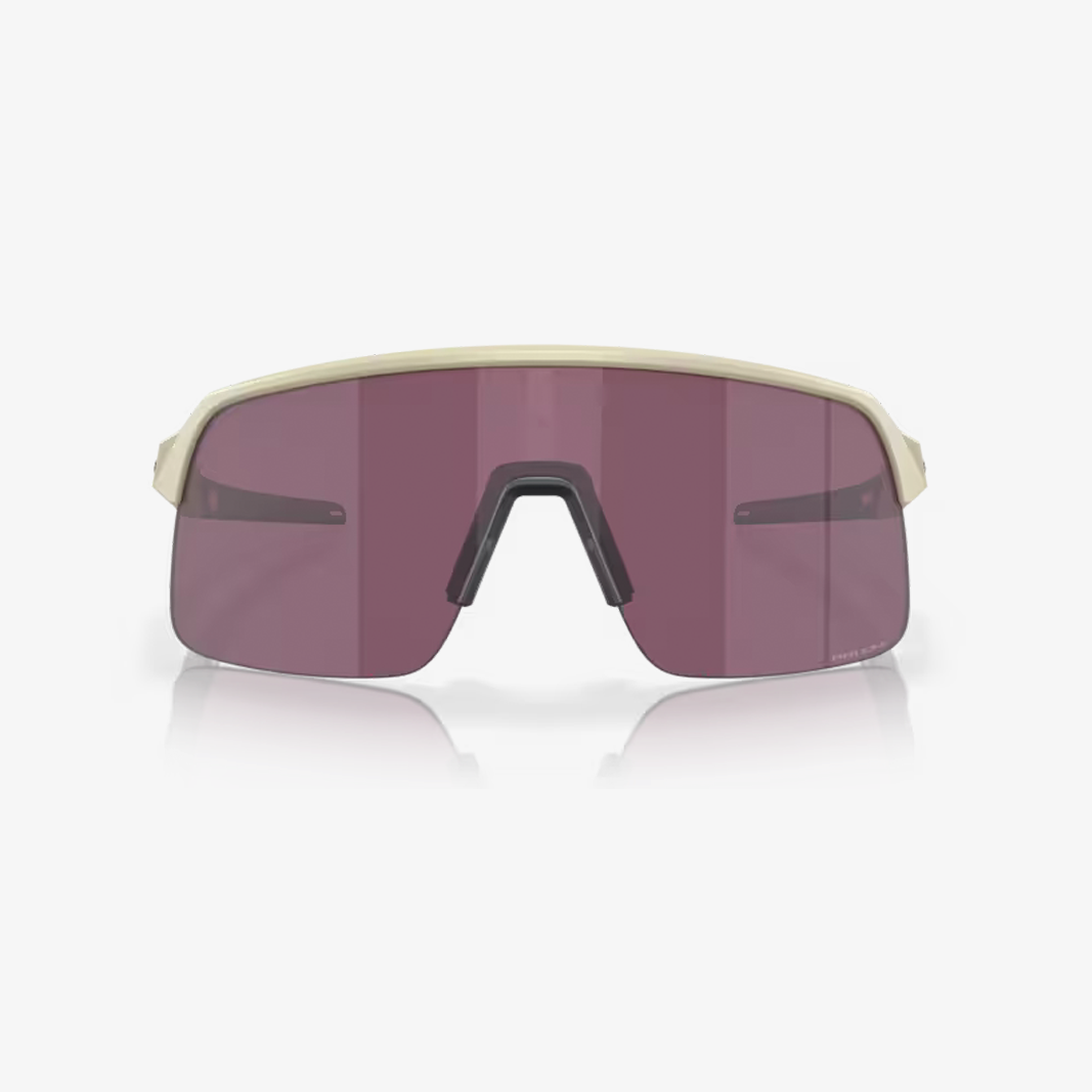 Oakley Sutro Lite / Sand Matte Prizm Road Black face