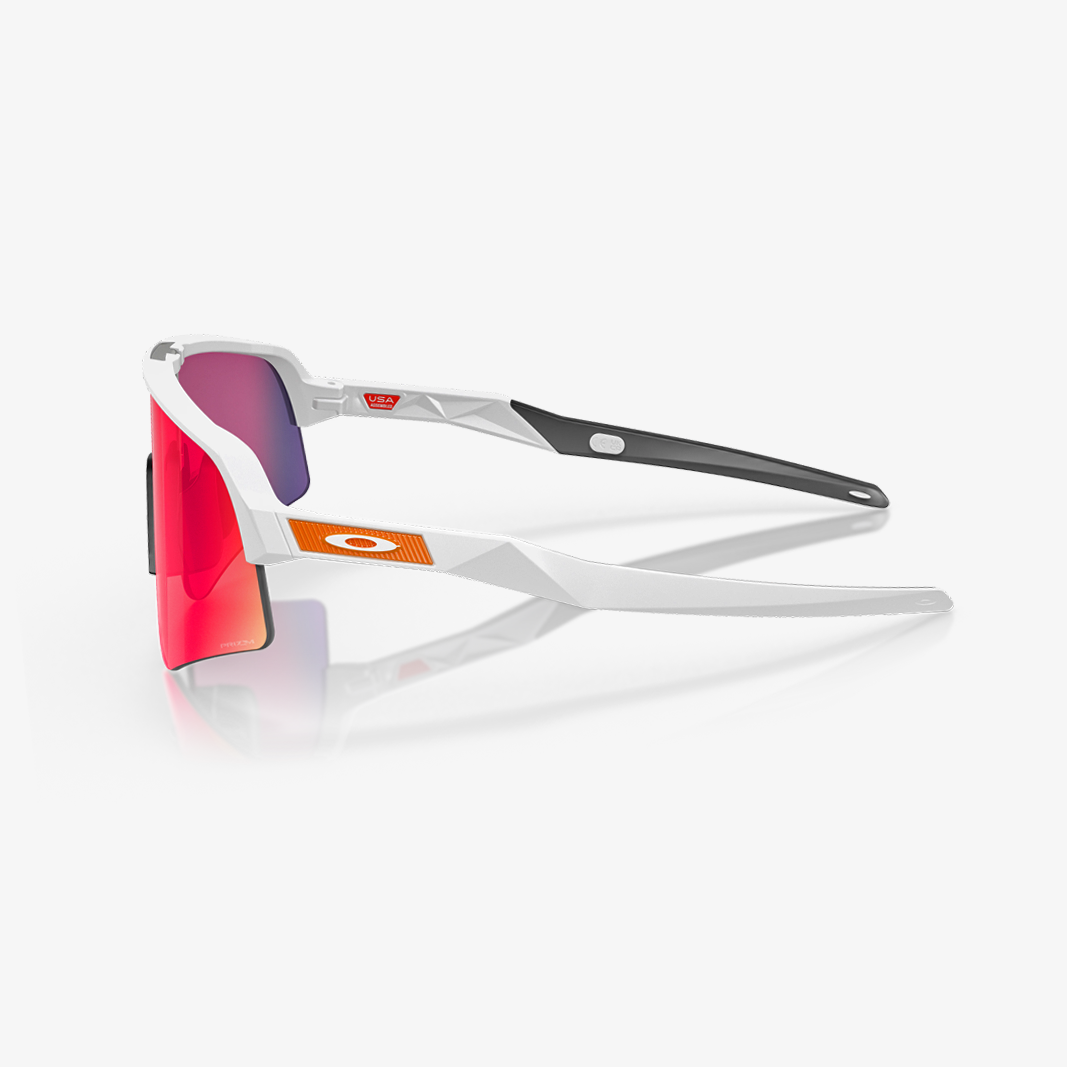 Oakley Sutro Lite Sweep / White Matte Prizm Road side