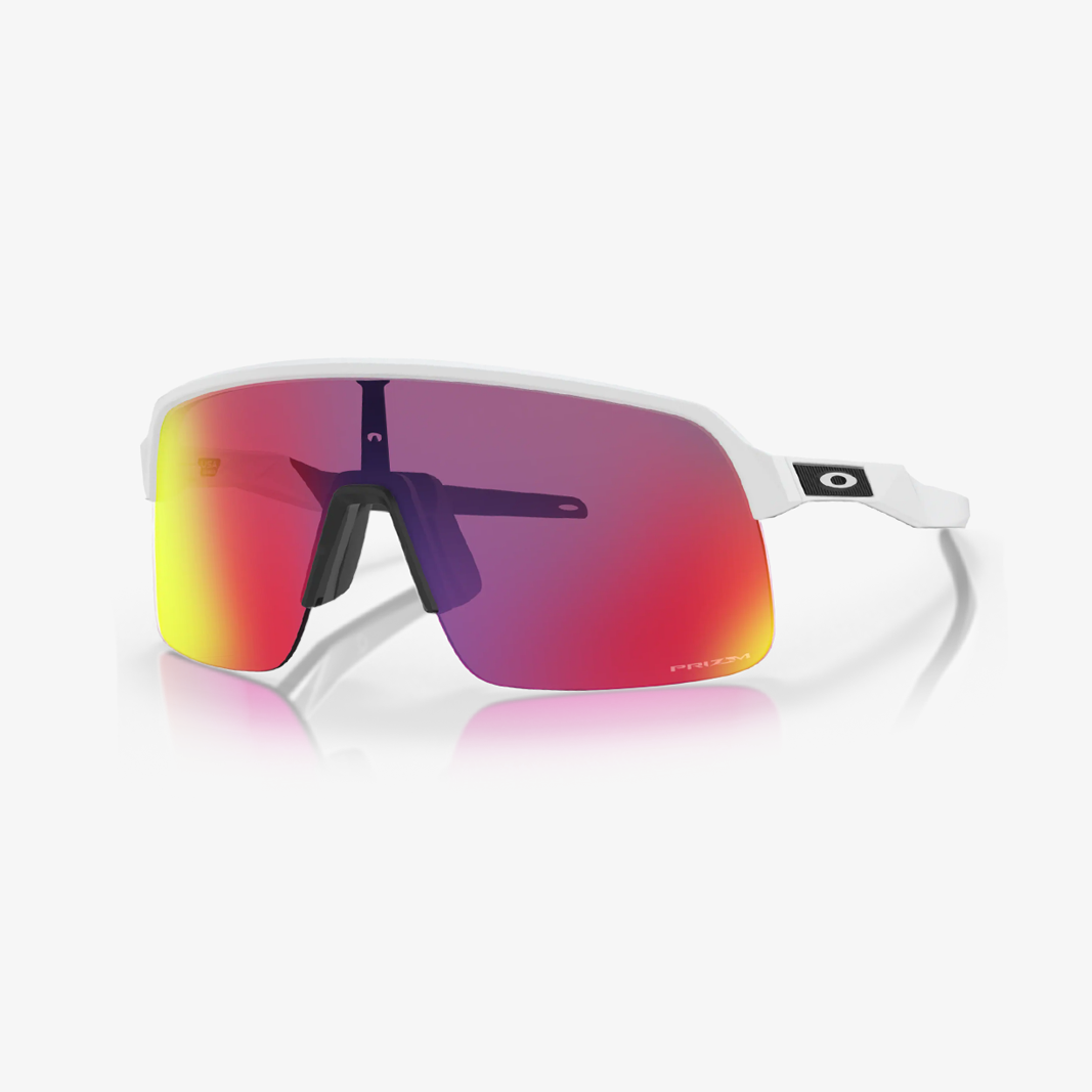 Oakley Sutro Lite / White Matte Prizm Road 45° Ansicht