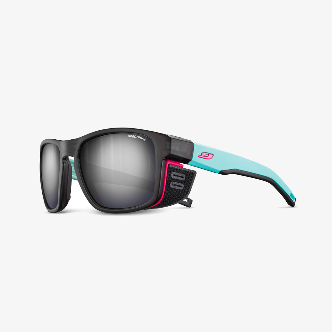 Julbo Shield M Schwarz Durchscheinend  - Hellbalu / Spectron 4 Seitenansicht