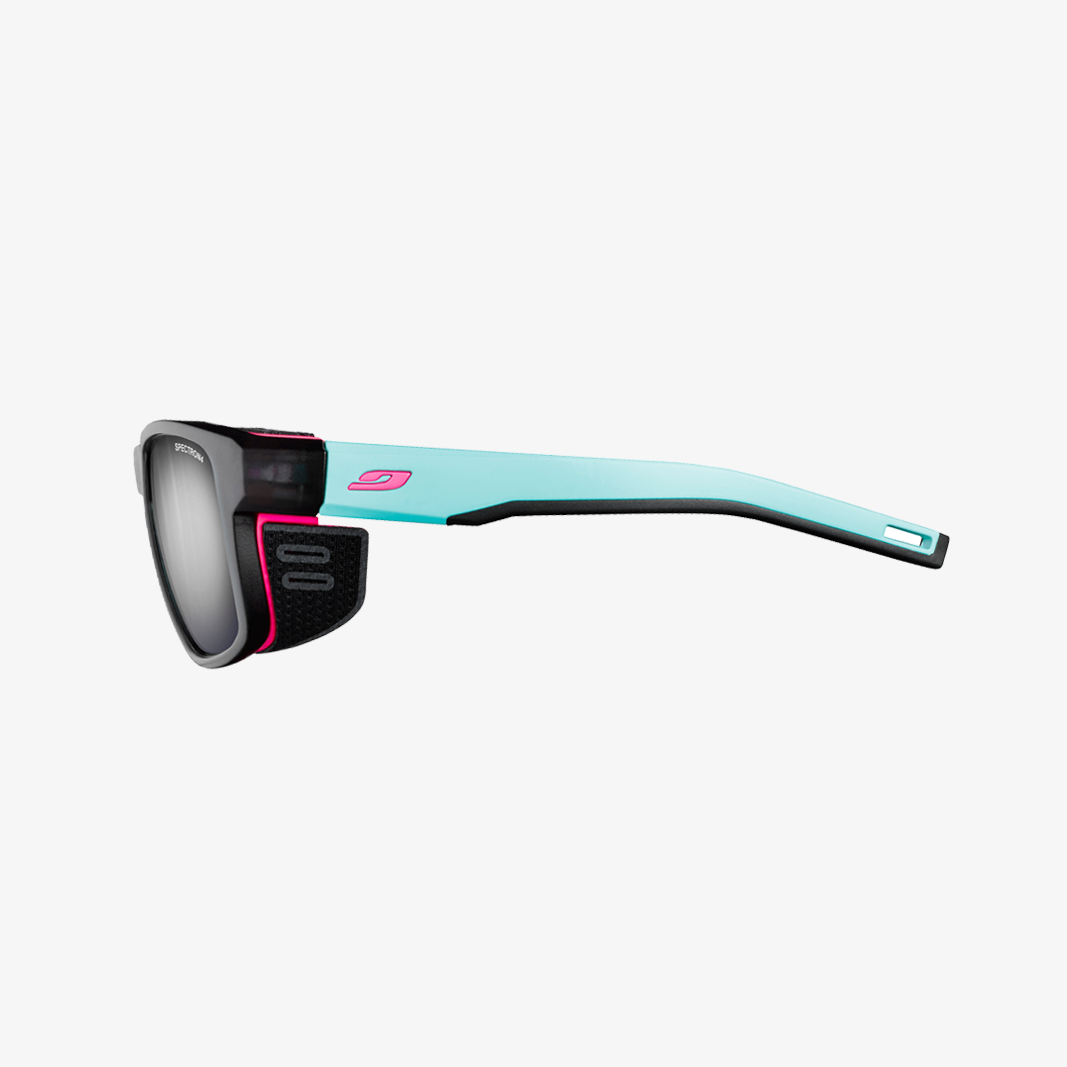 Julbo Shield M Schwarz Durchscheinend  - Hellbalu / Spectron 4 Bügelnansicht
